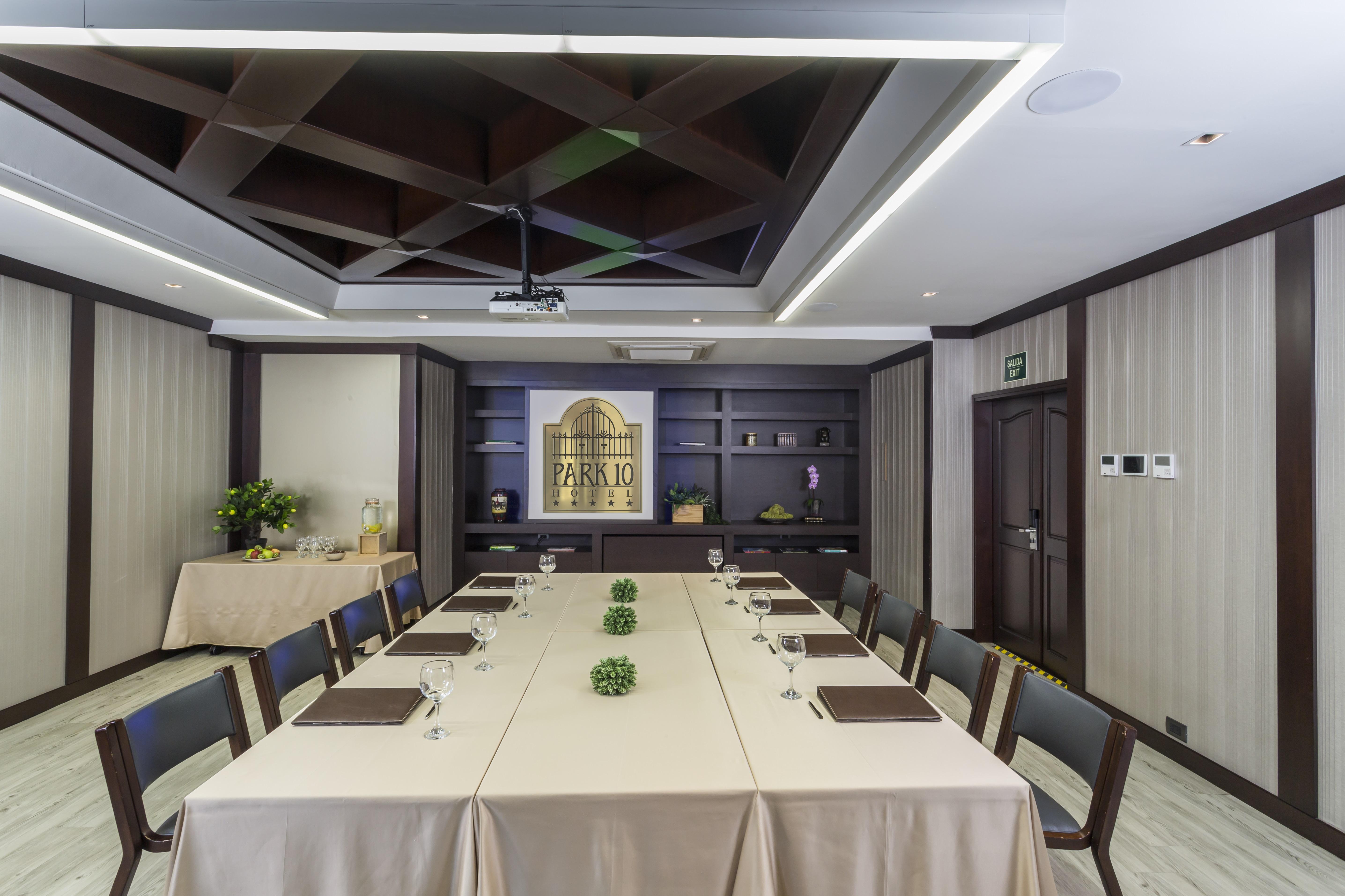 Hotel Park10 Medellín Dış mekan fotoğraf Meeting room
