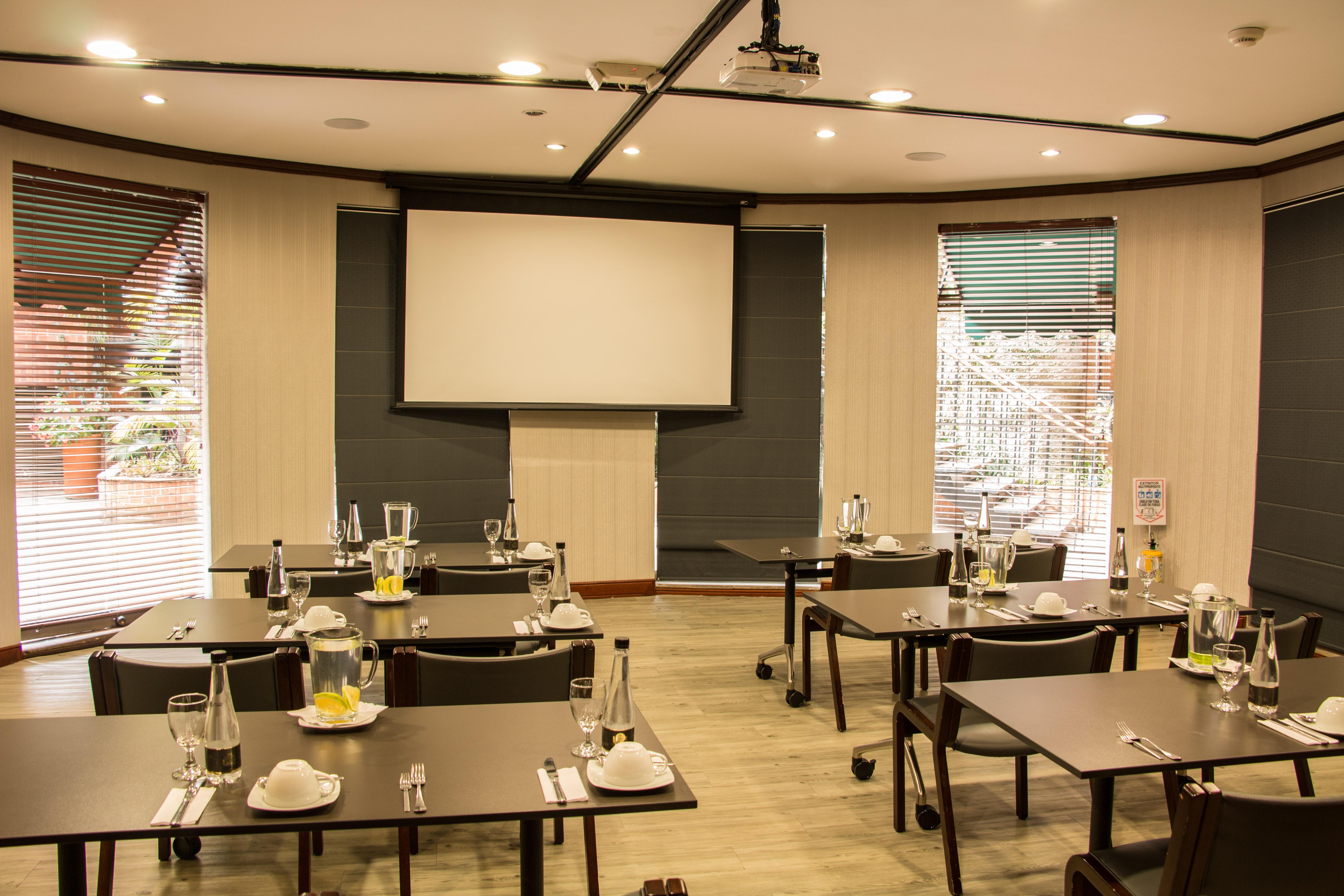 Hotel Park10 Medellín Dış mekan fotoğraf The meeting room