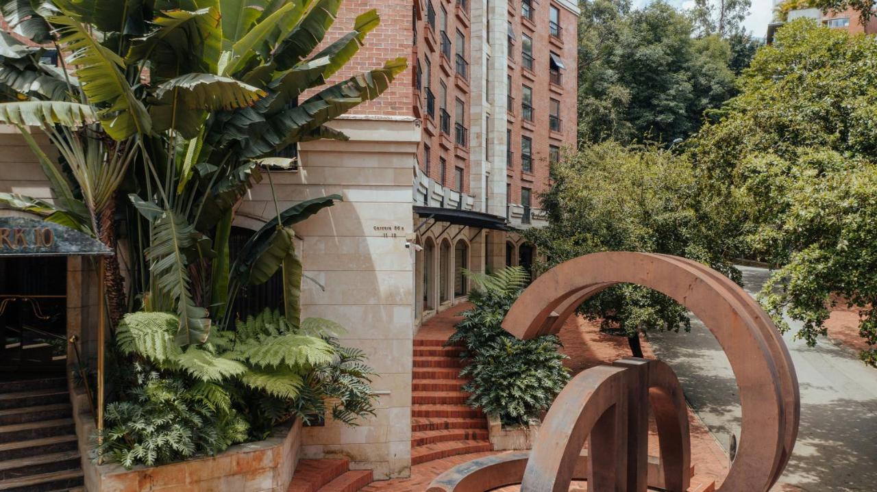 Hotel Park10 Medellín Dış mekan fotoğraf The entrance to the hotel
