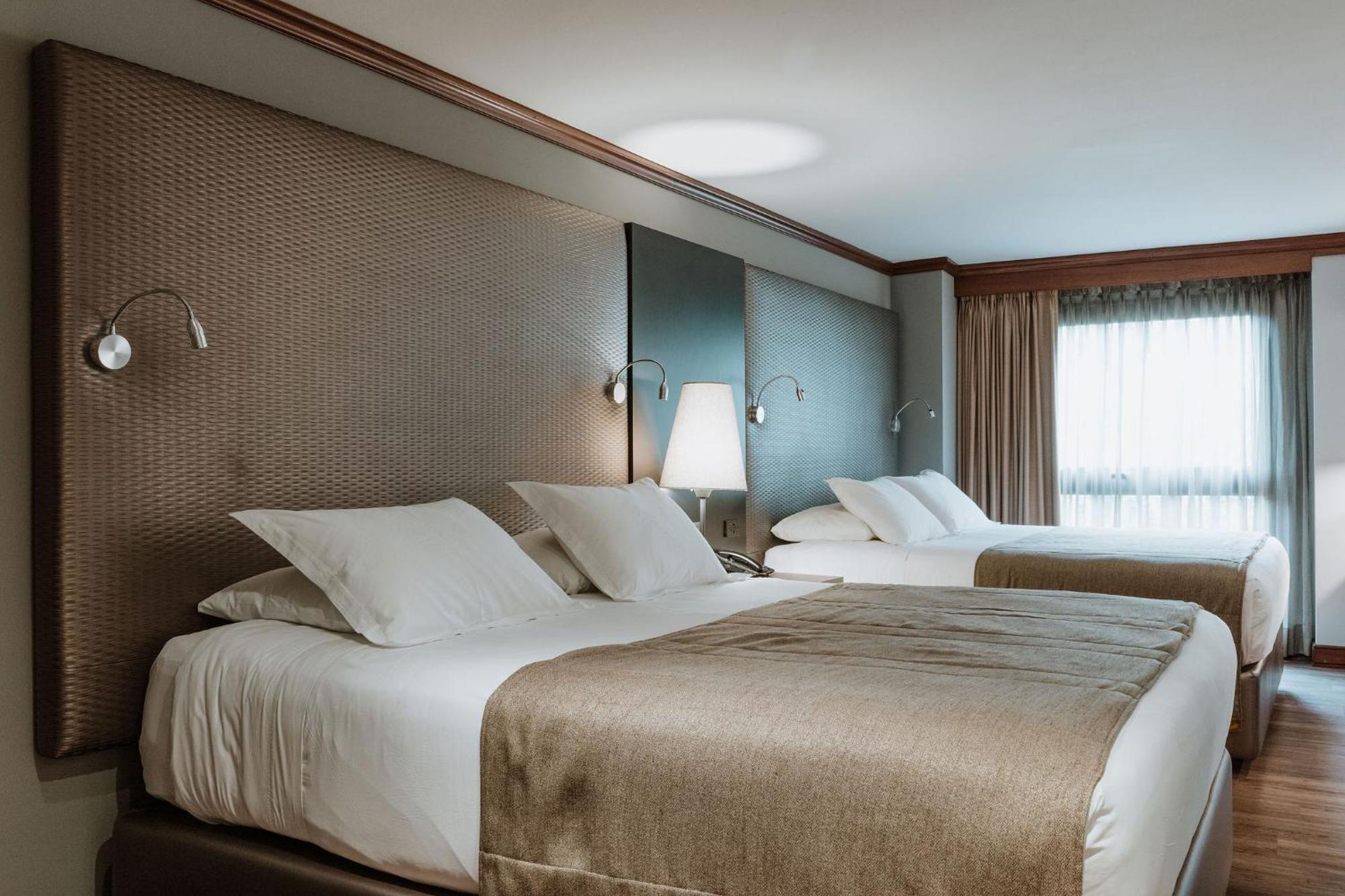 Hotel Park10 Medellín Dış mekan fotoğraf
